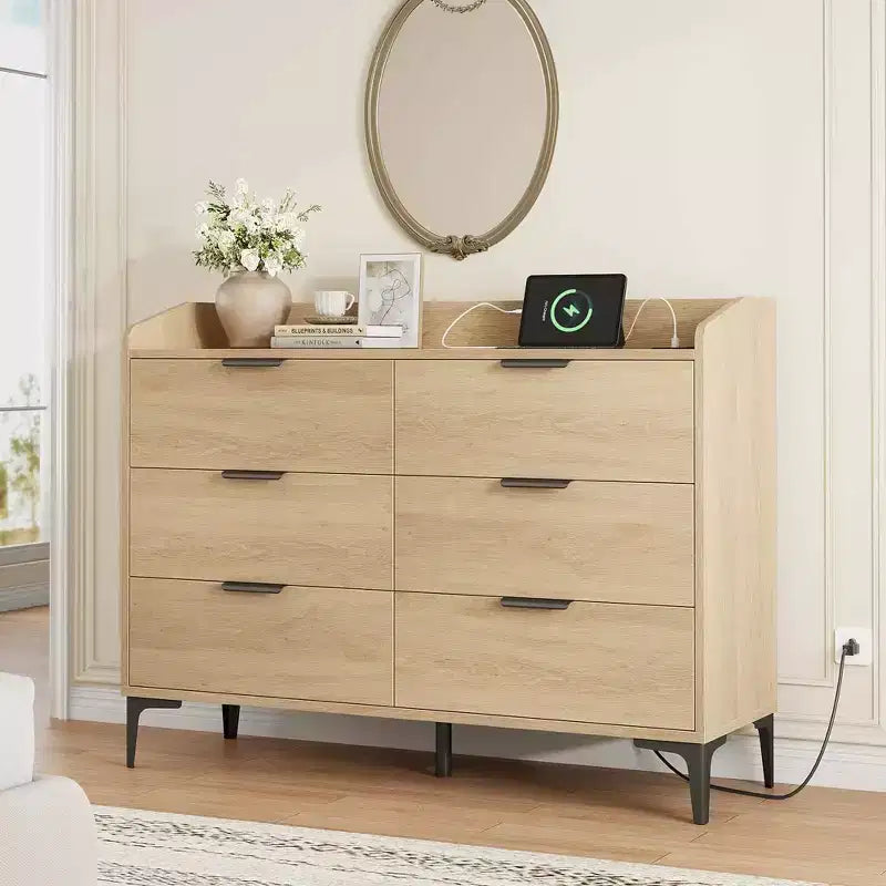 Comodino a 6 cassetti con prese di corrente per la camera da letto